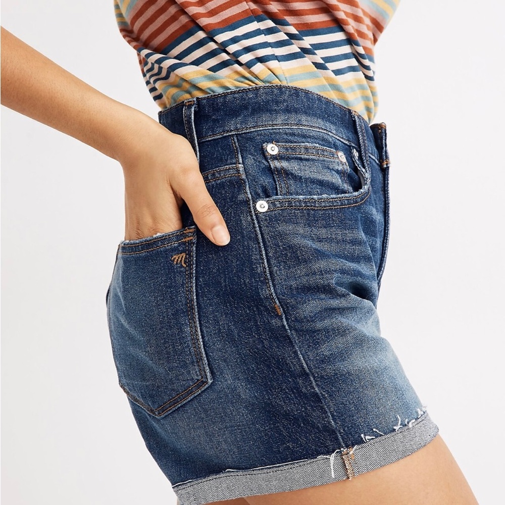 Madewell Curvy High-Rise Denim Shorts in Canterdale Wash Size 26–NWOT